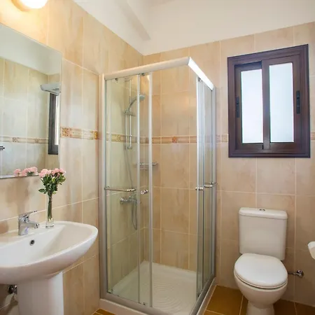 Magnificent Coral Bay Azure Cove 3 Bedrooms Great Sea Views Well-furnished Villa