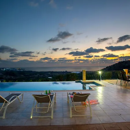 Magnificent Coral Bay Azure Cove 3 Bedrooms Great Sea Views Well-furnished Villa Peyia