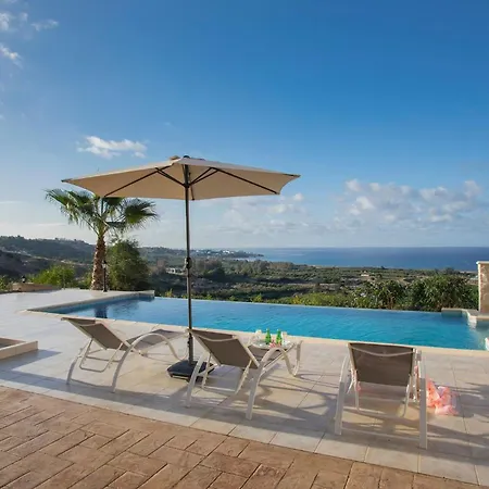 Magnificent Coral Bay Azure Cove 3 Bedrooms Great Sea Views Well-furnished ヴィラ *