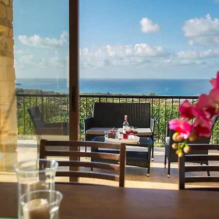 Magnificent Coral Bay Azure Cove 3 Bedrooms Great Sea Views Well-furnished * Peyia